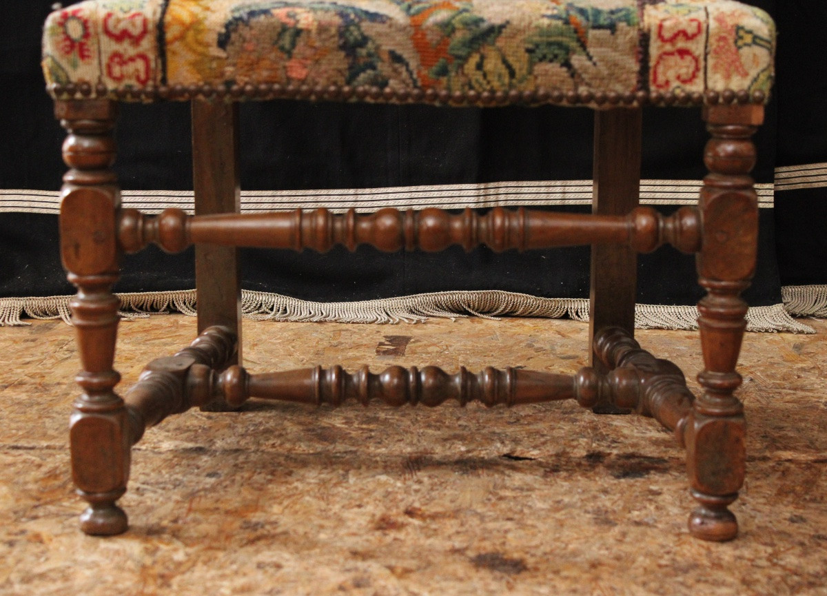 Louis XIII Style Chair With Needlepoint Tapestry, 19th Century-photo-4