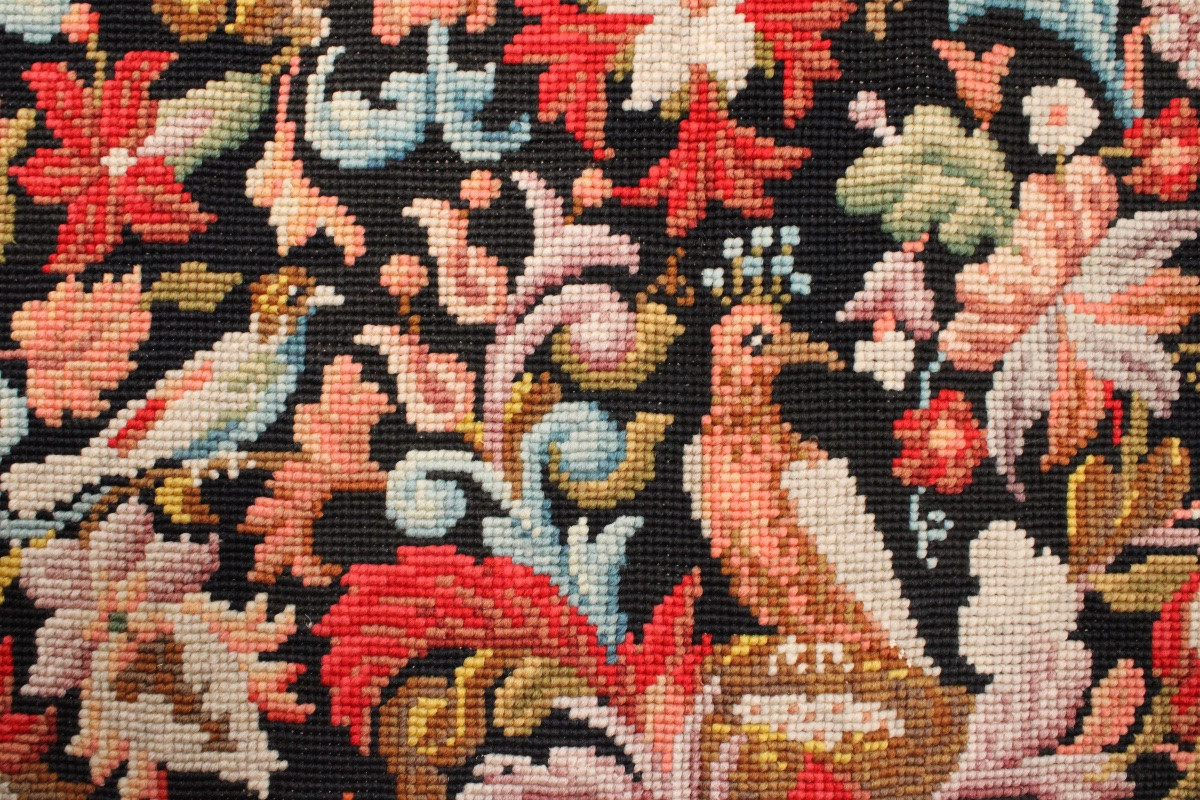 Pair Of Needlepoint Tapestries, 20th Century-photo-2