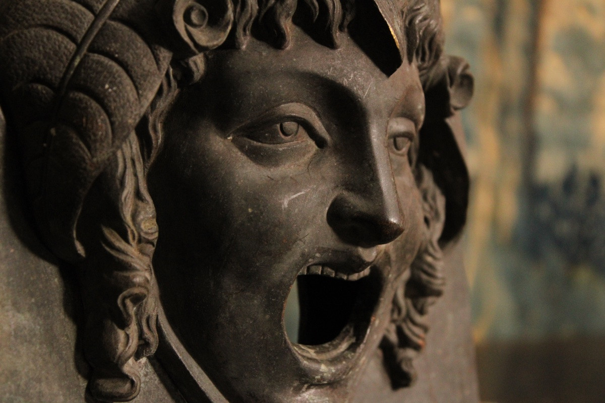 Bouche de fontaine en bronze, mascaron XIXe s-photo-2