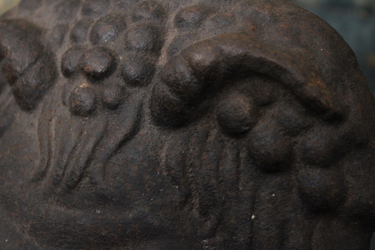 Bouche de fontaine, mascaron de faune en fonte XXe s-photo-1