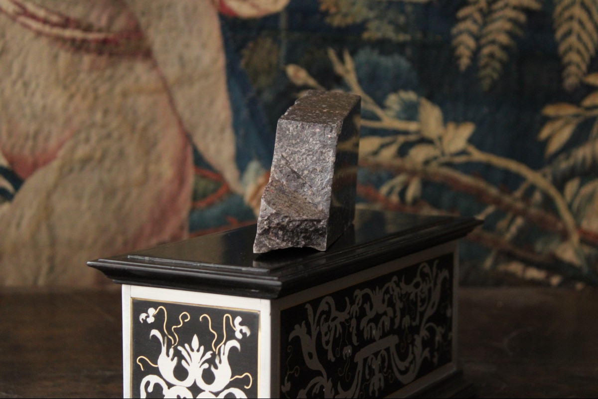 Fragment In Swedish Porphyry-photo-3