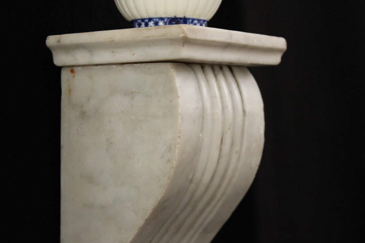 Paire de consoles en applique en marbre, XXe s-photo-3