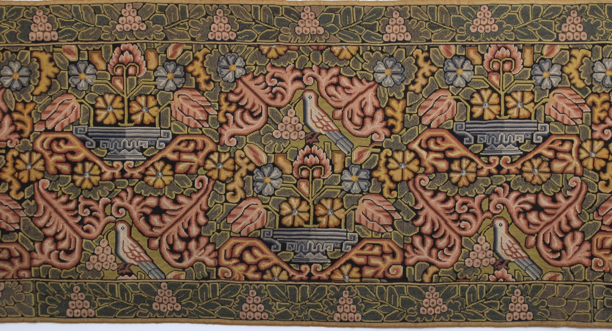 Needlepoint Tapestry, Floral Design Inhabited By Birds, England, Early 20th Century-photo-3