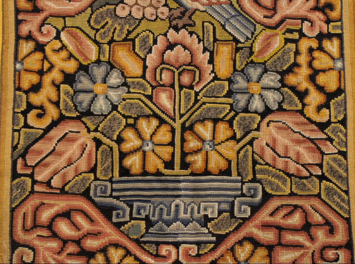  Paire de tapisseries au point, décor végétal habité par des oiseaux, Angleterre début XXe s-photo-1