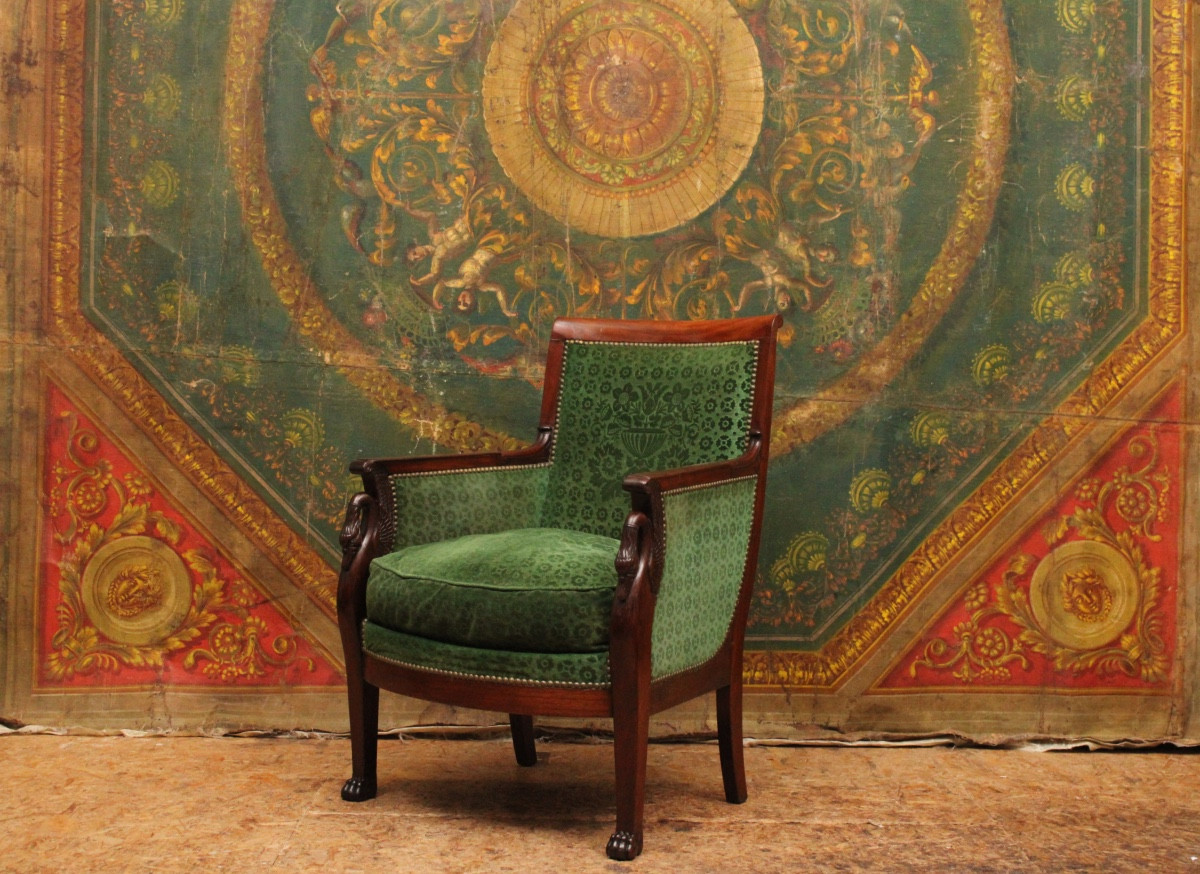 Bergère en acajou aux cygnes, époque Empire vers 1810