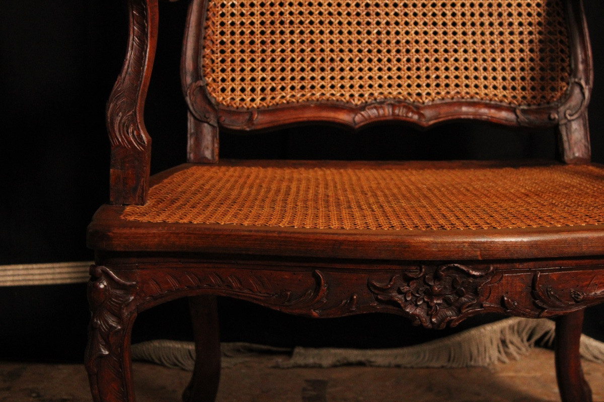 Fauteuil à la reine de style Régence cané en hêtre, XIXe siècle-photo-3