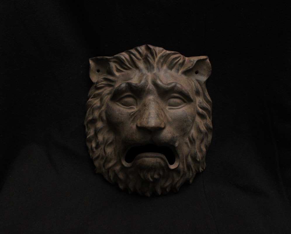 Cast Iron Lion Head Fountain Spout, 20th Century-photo-2