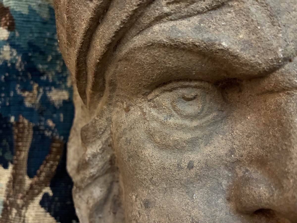Bouche de fontaine / mascaron en pierre calcaire, XVIIIe siècle-photo-4
