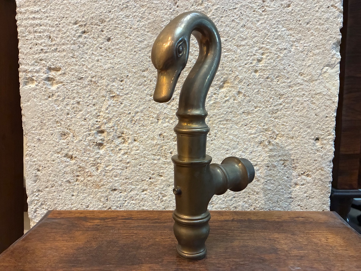 Bronze Swan-neck Faucet For A Pond Or Fountain