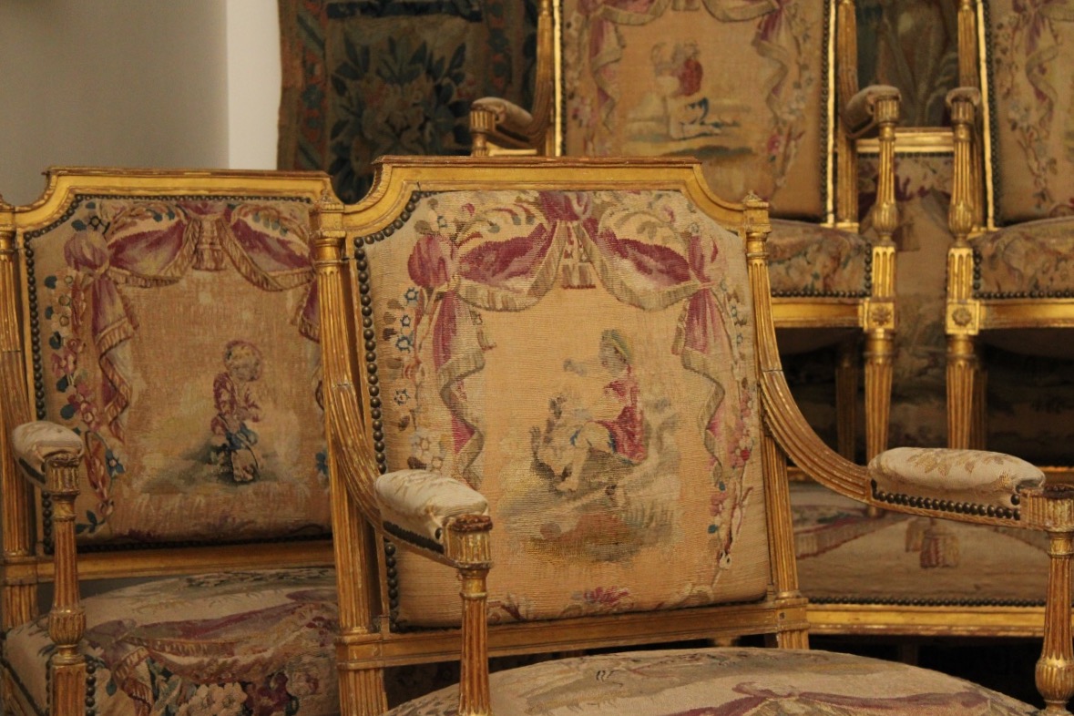  Gilded Wooden Parlor Set Upholstered With Aubusson Tapestry, Louis XVI Period, 18th Century -photo-2