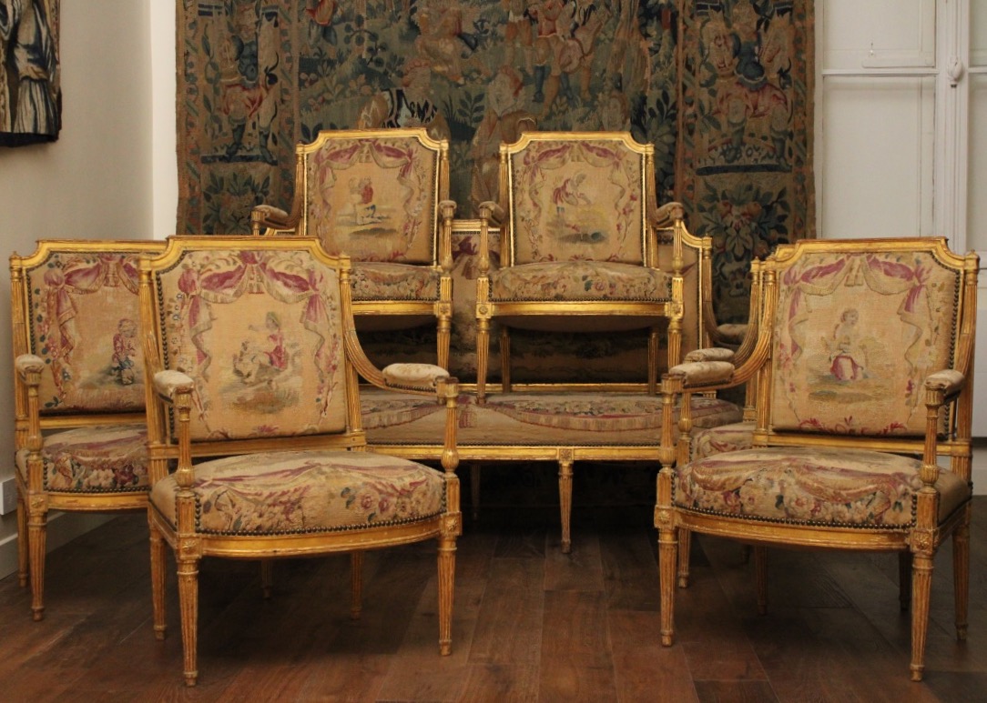  Gilded Wooden Parlor Set Upholstered With Aubusson Tapestry, Louis XVI Period, 18th Century 