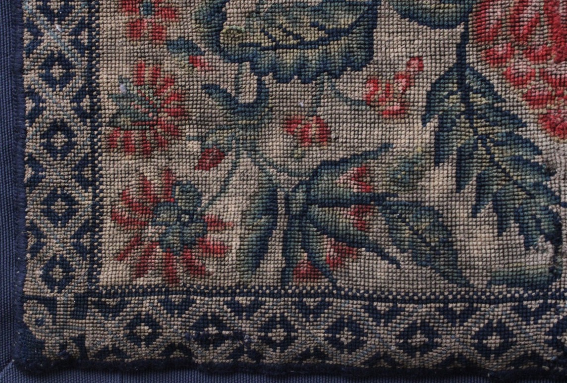  Floral-patterned Tapestry, 18th Century-photo-2