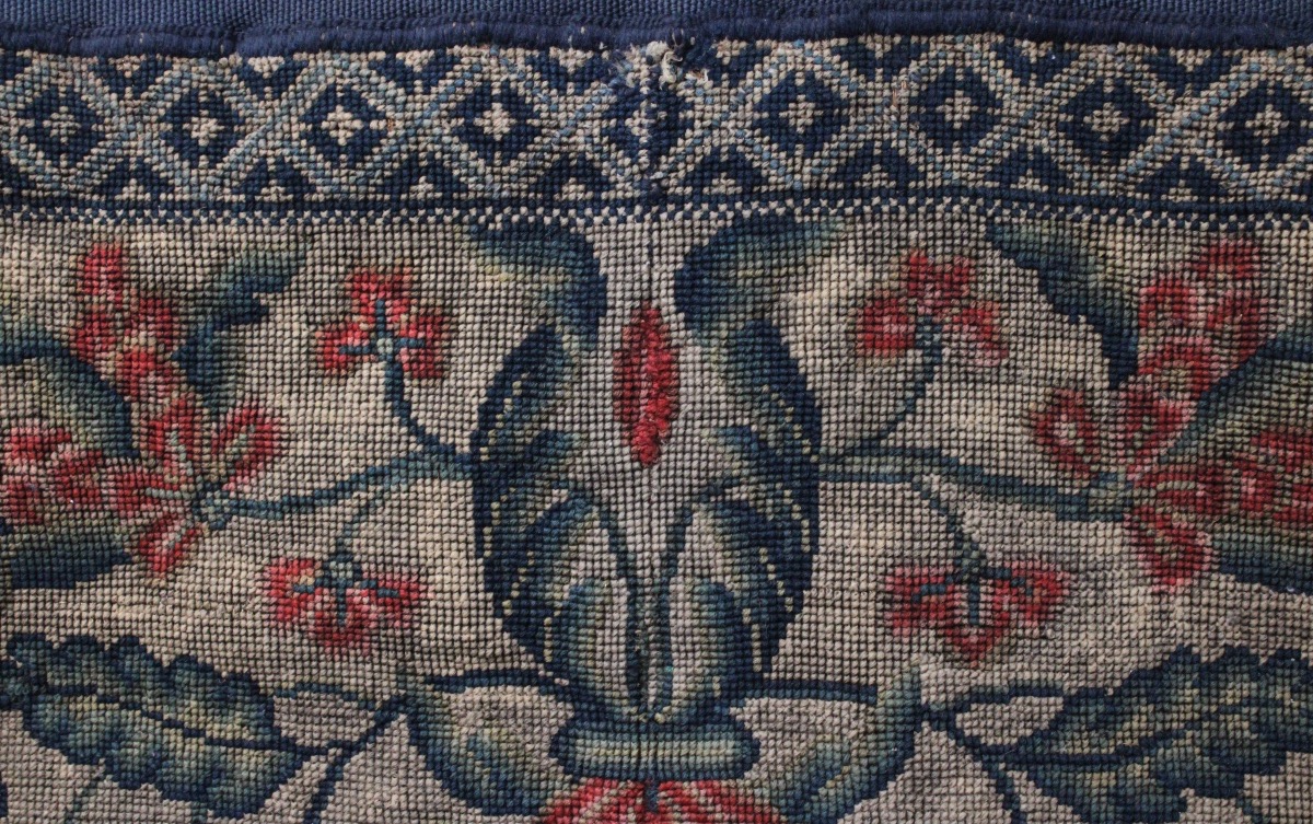  Floral-patterned Tapestry, 18th Century-photo-3