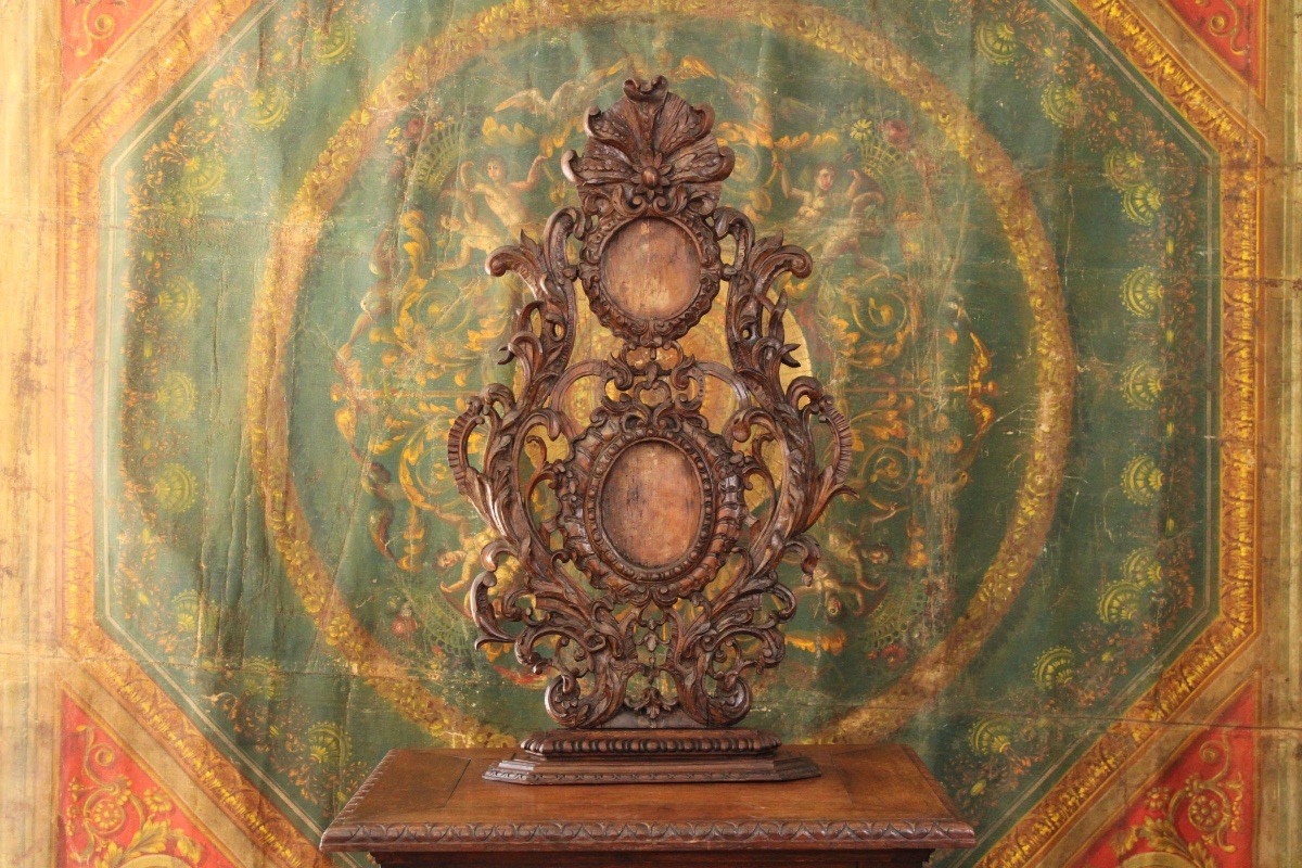  Wood Paneling Element Or Reliquary, Carved Linden Wood Rocaille Ornaments, 18th Century