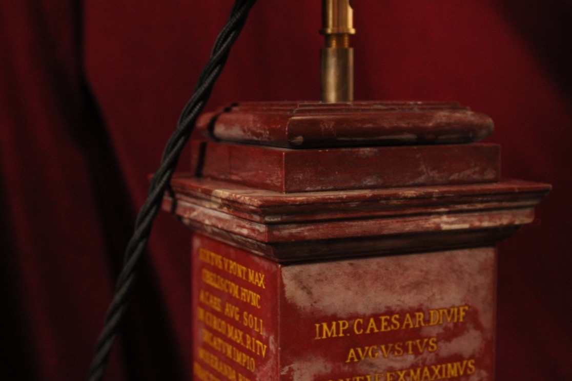 Lampe à poser en marbre, référence à l'obélisque Flaminio de Rome, XXe siècle-photo-3