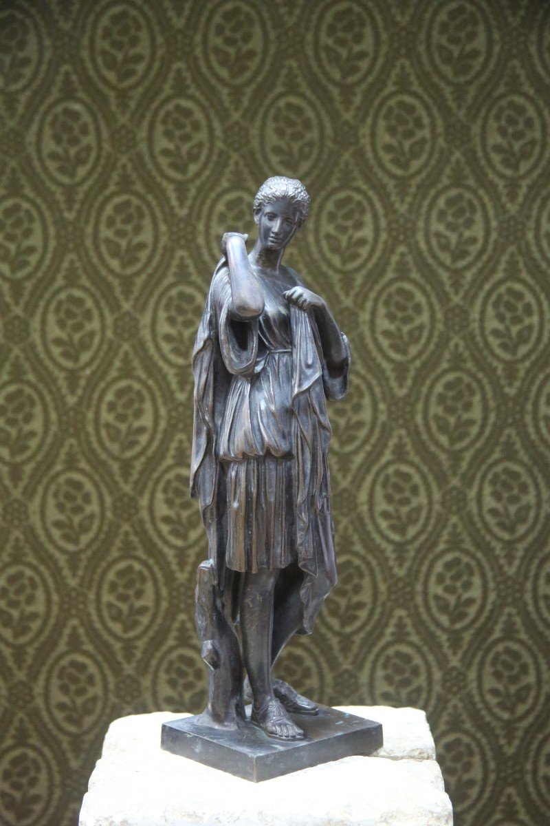 Diane de Gabies en bronze à patine brune , Fin Du XIXème Siècle