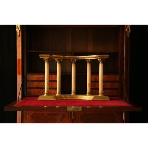 Colonnade In Gilt Bronze And Onyx.