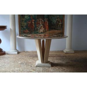 Table In Travertine And Marble Marquetry, Italian Work From The 20th Century.