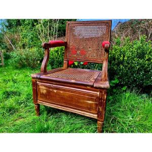 Transition Period Commode Chair. Armrests With Red Leather Cuffs. Around 1770. XVIII Es