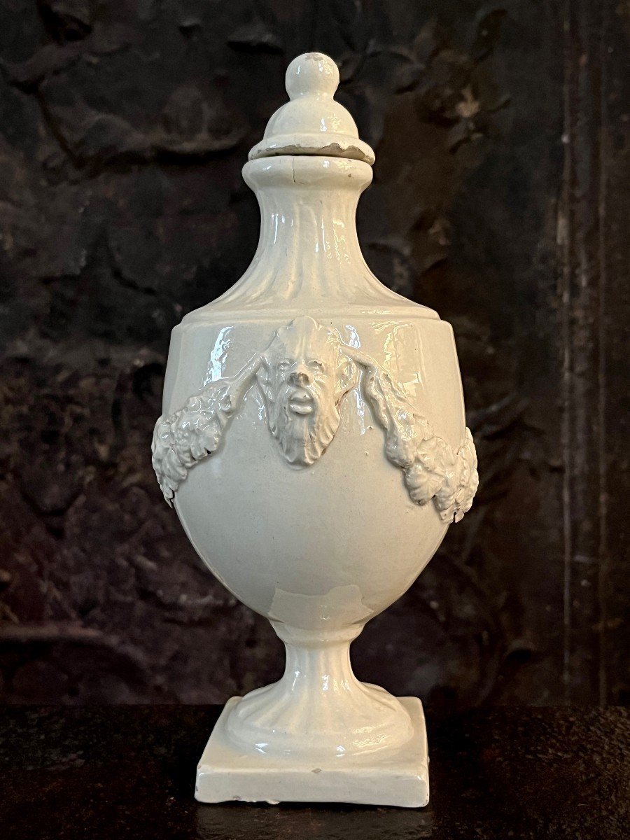 Open Vase Urn With Mascarons In Fine Earthenware 18th And 19th Century In The Taste Of Pont Aux Choux-photo-1