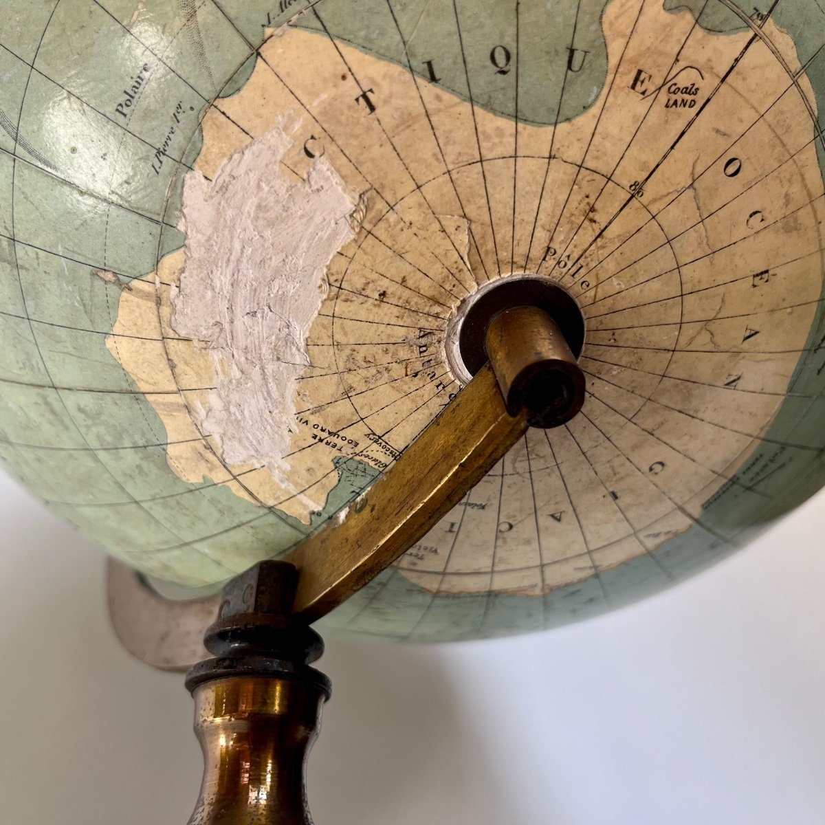 Terrestrial Globe By Delamarche Bertaux Publisher In Paris 19th Century World Map 19th -photo-4