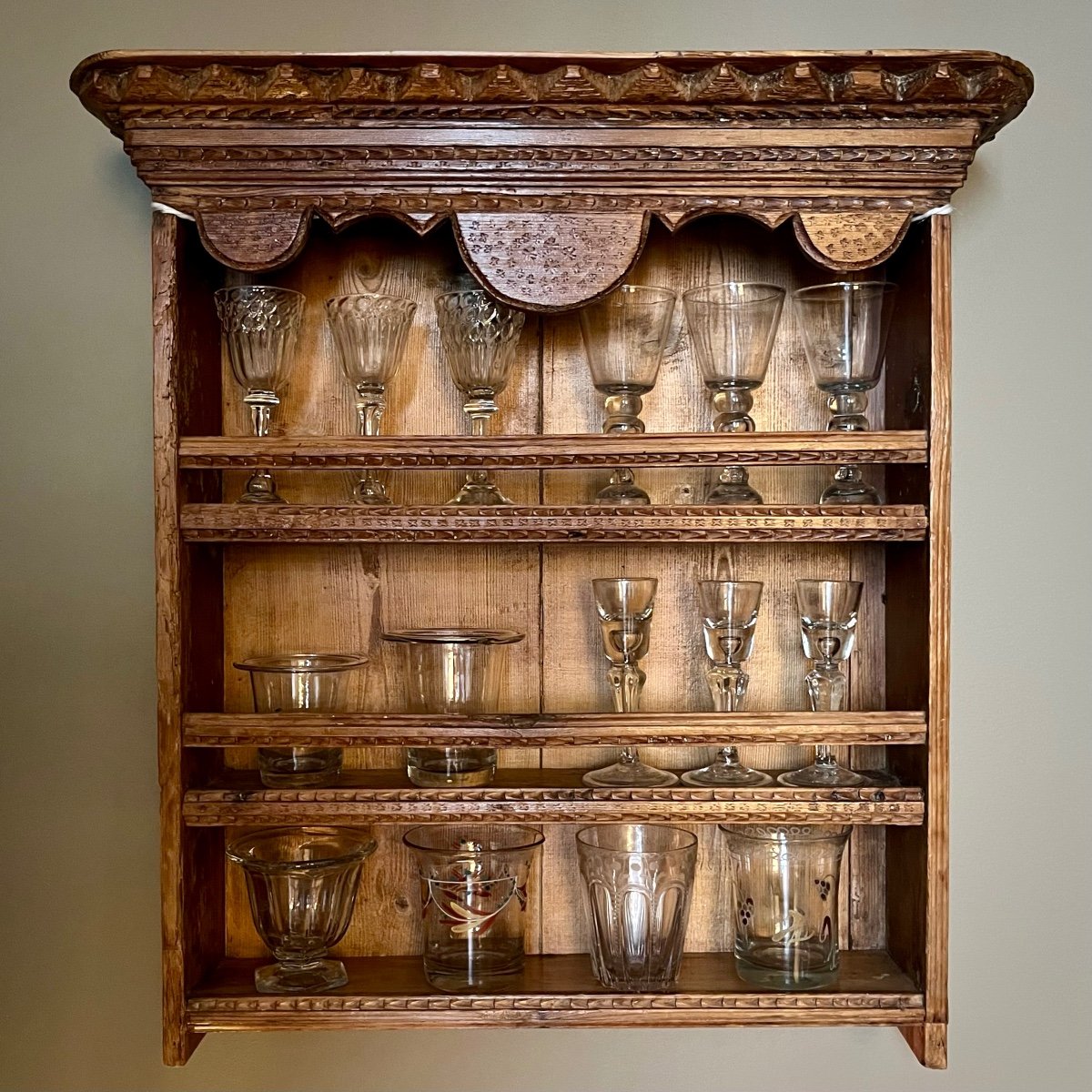 Wooden Glassmaker - Pitch Pine Glass Shelf Normandy 19th Century Popular Art 19th