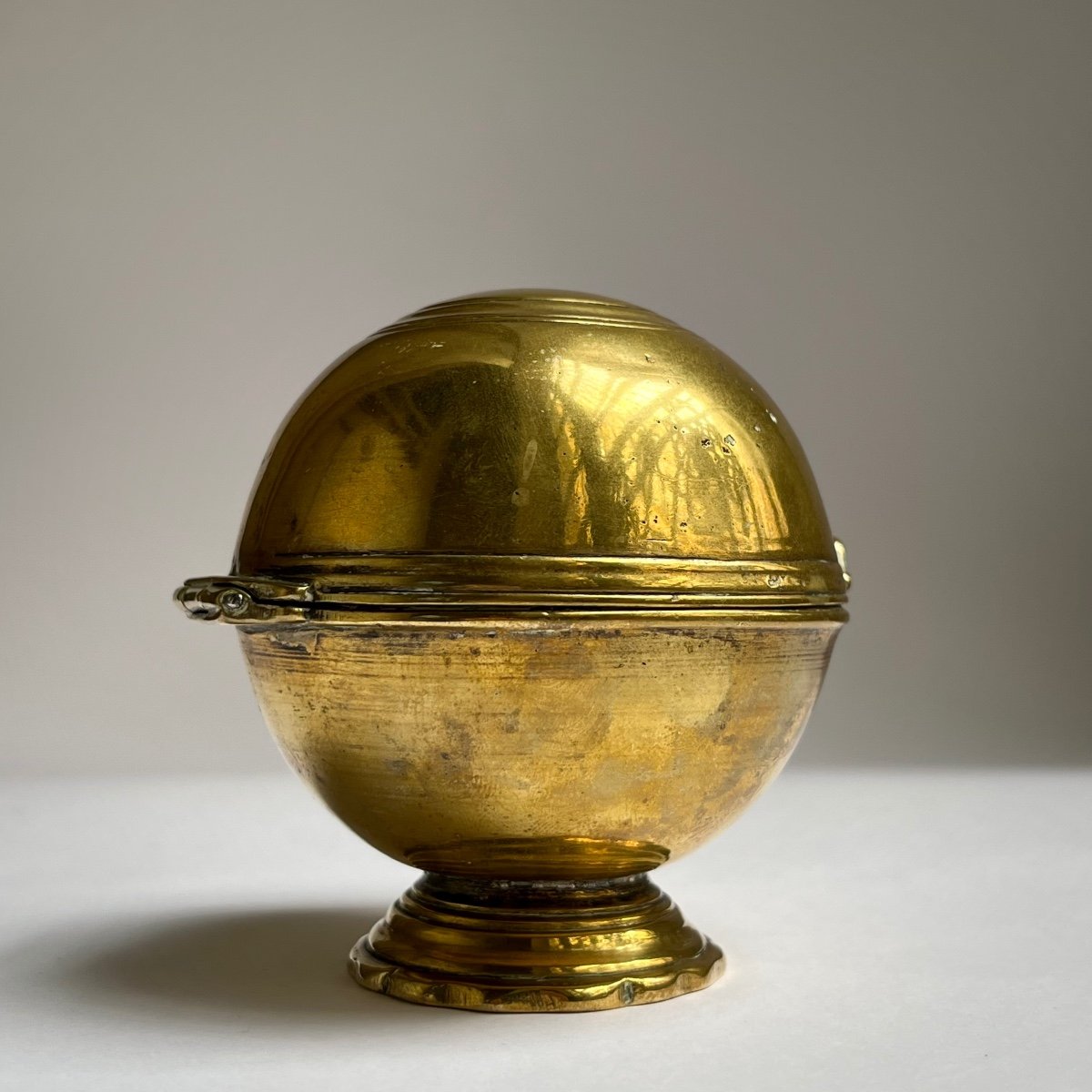18th Century Bronze Soap Or Sponge Ball 18th Century Toilet-photo-2