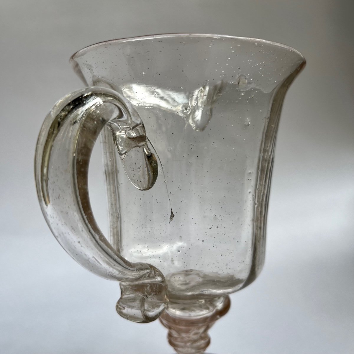 Aiguière casque en verre soufflé du début du XVIIIe siècle hanap 18e-photo-2