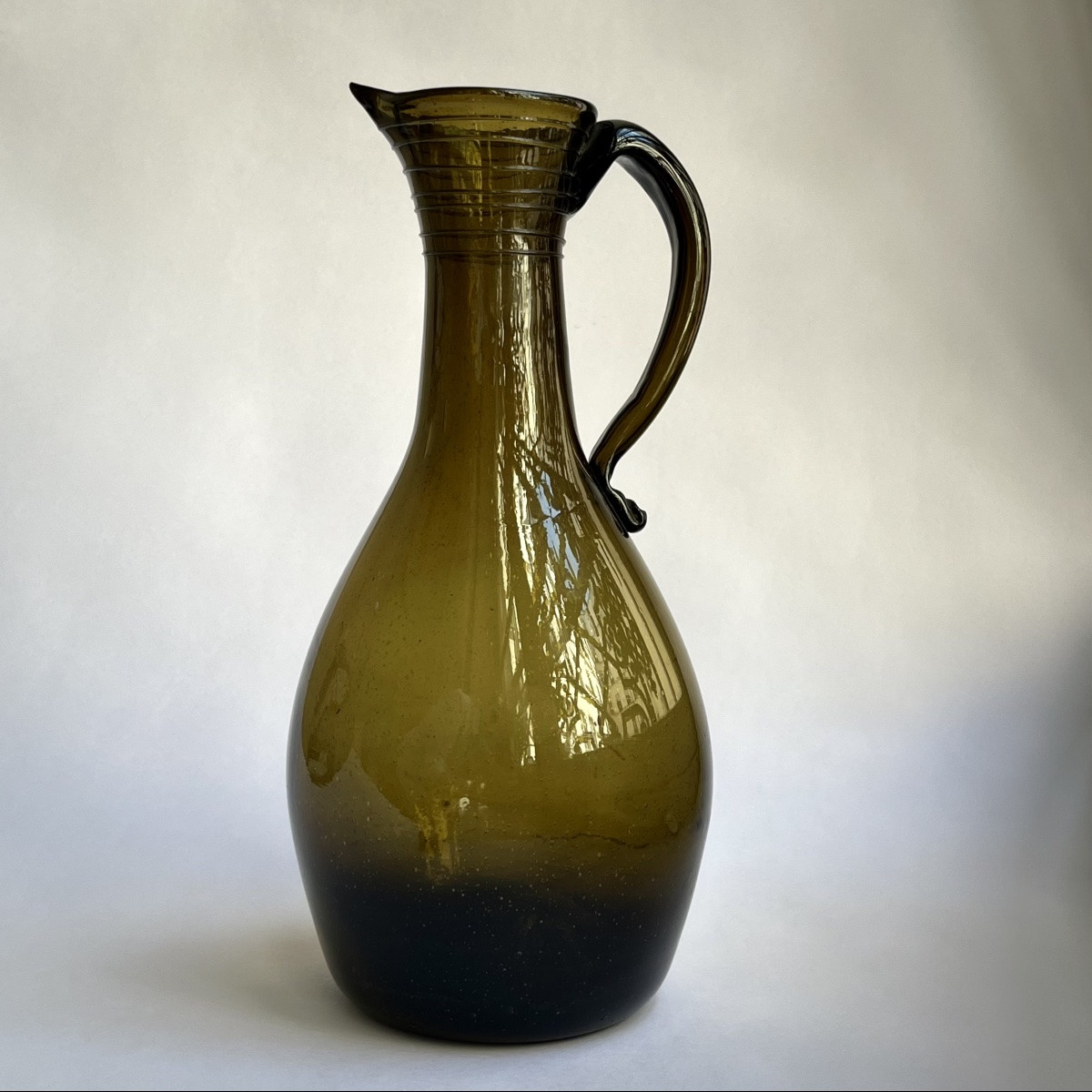 Large Margeride Pitcher In Blown Glass With Brown-green Tinted Threads From The 18th Century-photo-1