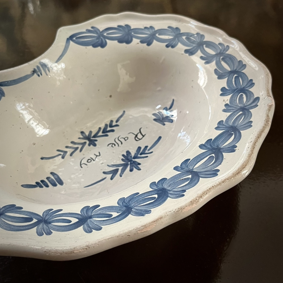 "Rasse moy", plat à barbe en faïence de Nevers, fin XVIIIe siècle bleu et blanc 18e-photo-3