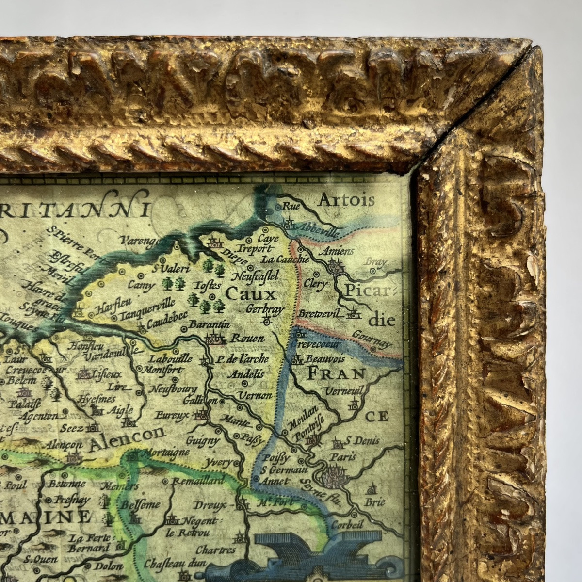 Carte de la Normandie dans un cadre en bois sculpté et doré XVIIIe siècle 18e-photo-3