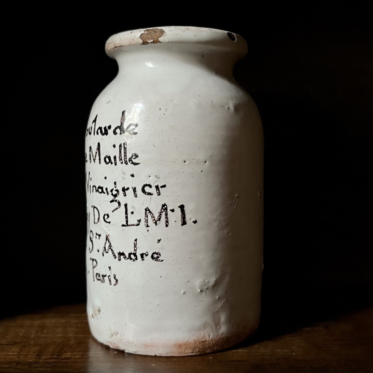 18th Century Earthenware Mustard Pot From Maille, Rue Saint André In Paris - 18th Century Mustard Pot -photo-2