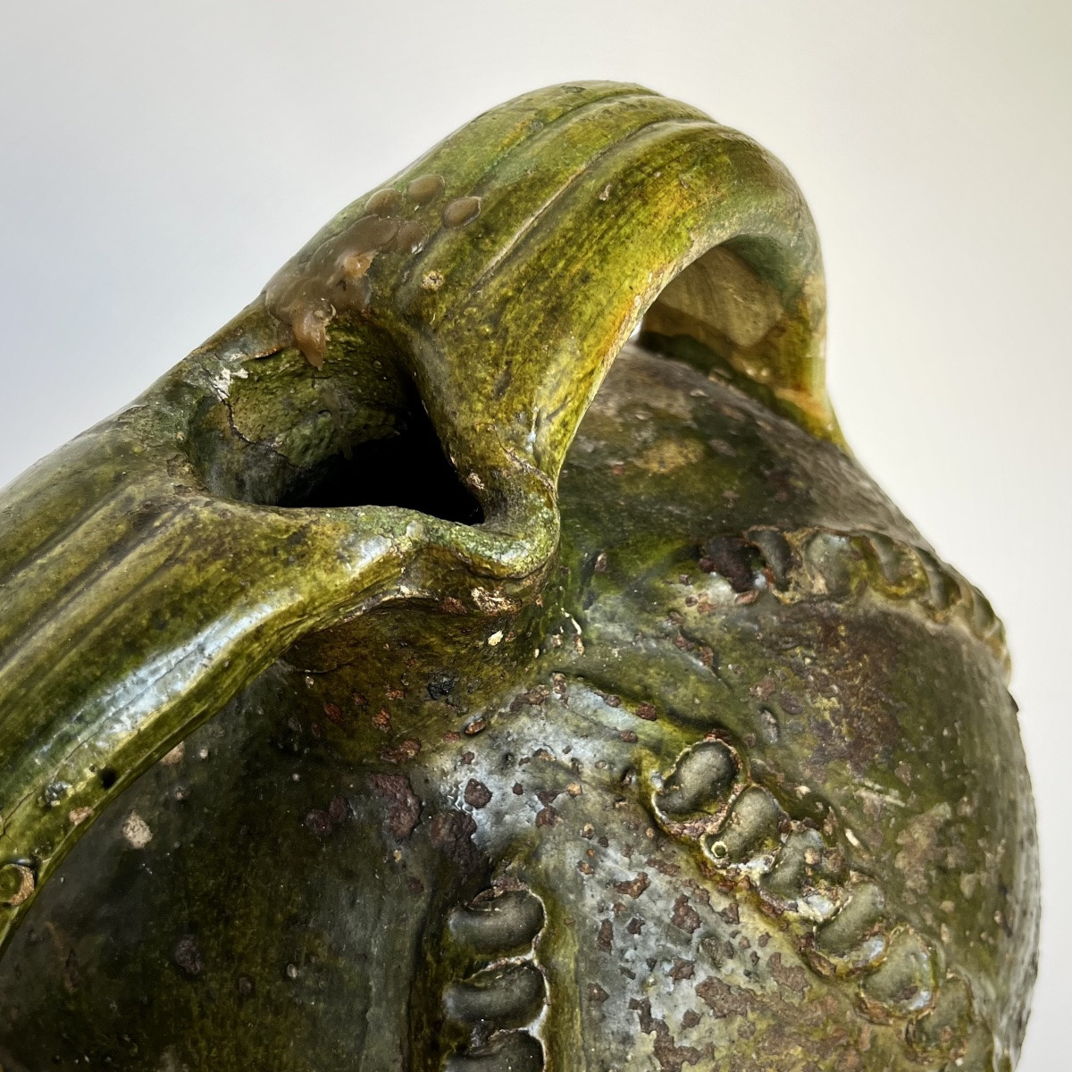 Jarre à double anse en terre vernissée verte XVIIIe XIXe Dordogne ou Saintonge Art populaire-photo-4
