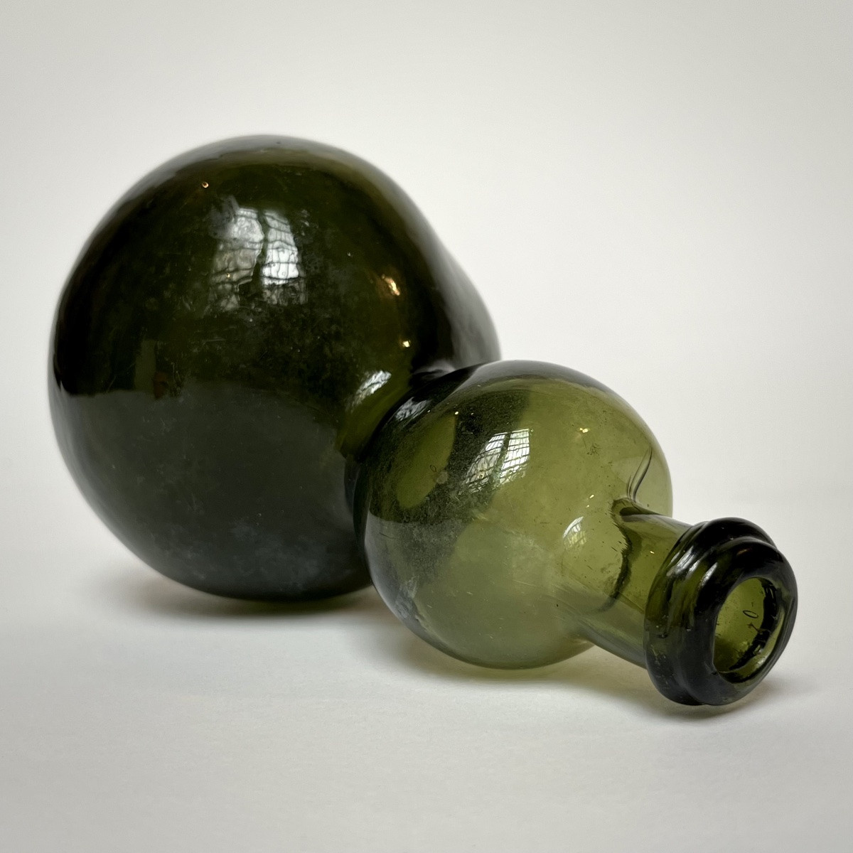 18th Century Blown Glass Gourd Bottle - 18th Century Folk Art Bottle-photo-5