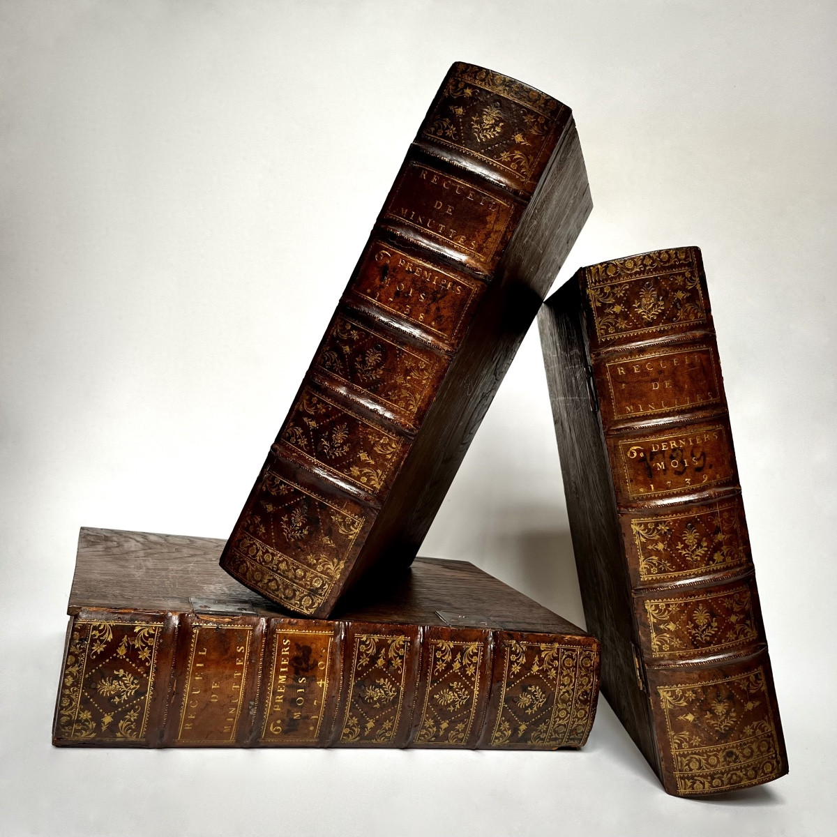 Trois grandes boîtes à archives - coffrets de rangement cachettes reliures de livres du XVIIIe