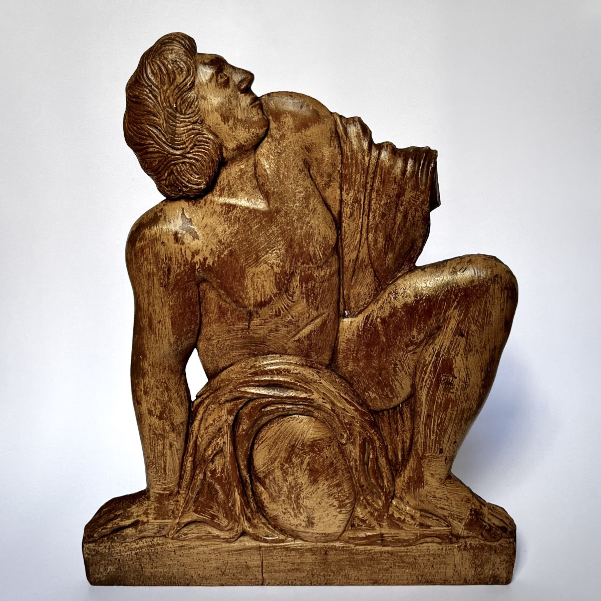 Male Figure, Carved Wooden Bas-relief From The 1920s - 1930s In The Neoclassical Style