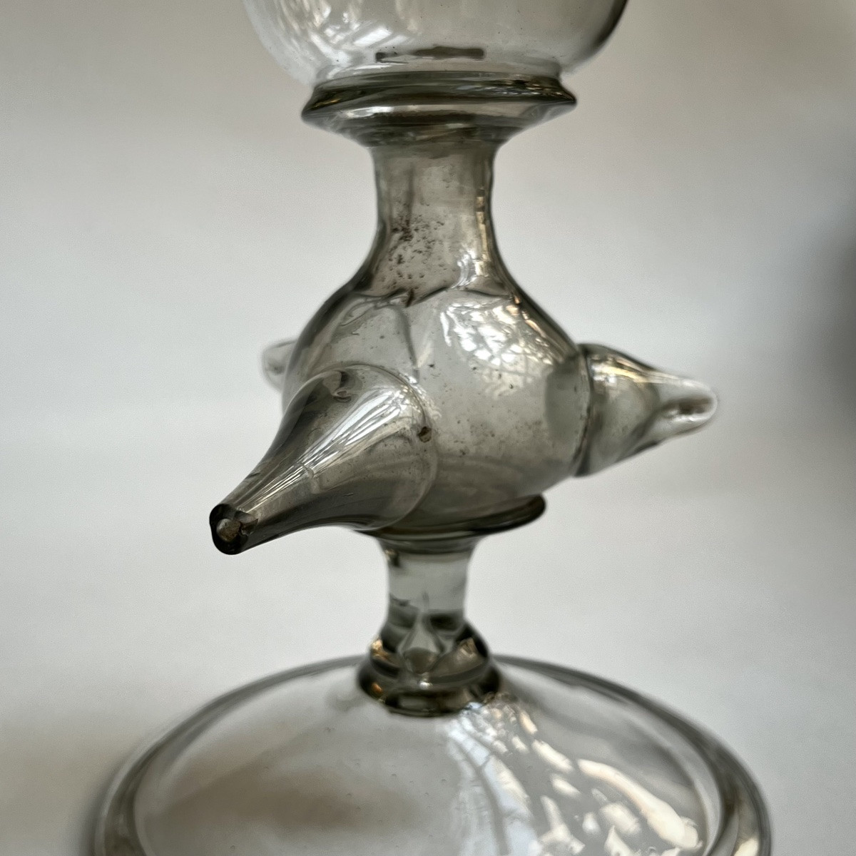 Grand verre à illusion ou "trick glass" en verre soufflé du XVIIIe siècle 18e-photo-3