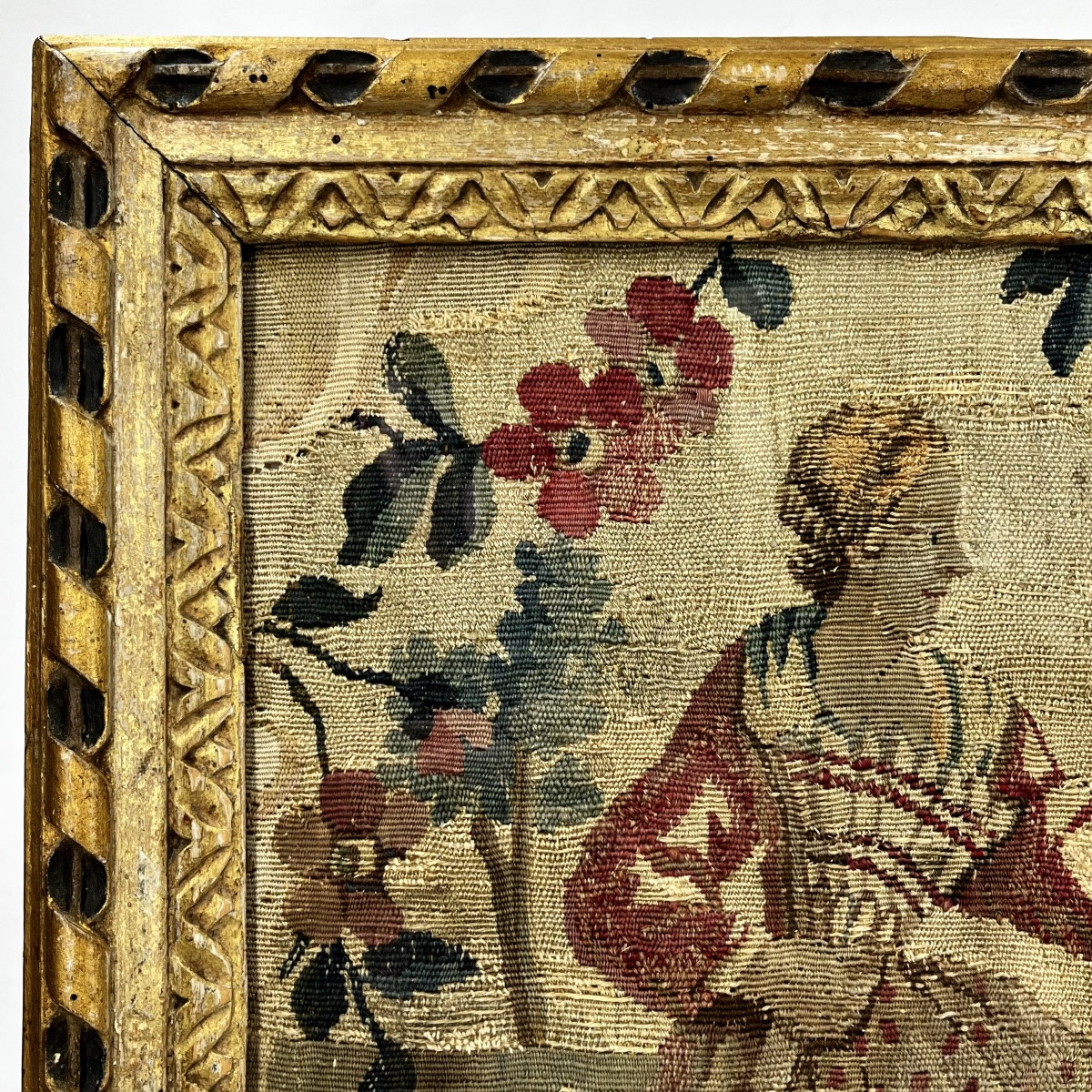 Élégante parmi les fleurs, fragment de tapisserie de Beauvais du XIXe siècle 19e-photo-3