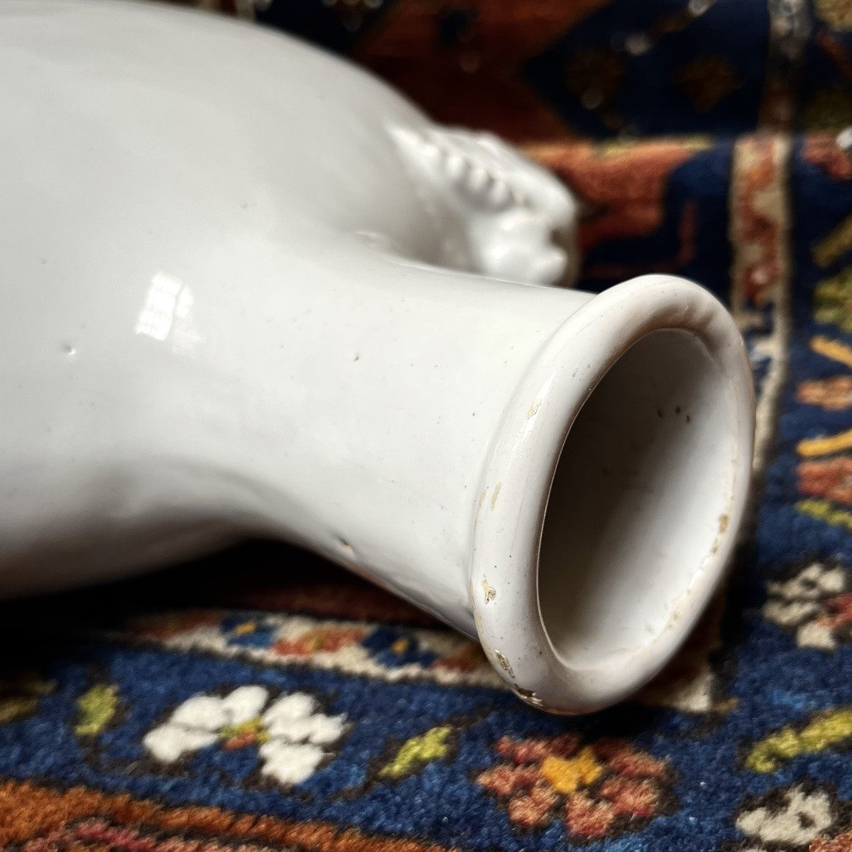Gourde en faïence blanche à décor de visages de satyre XIXe siècle bouteille 19e-photo-3
