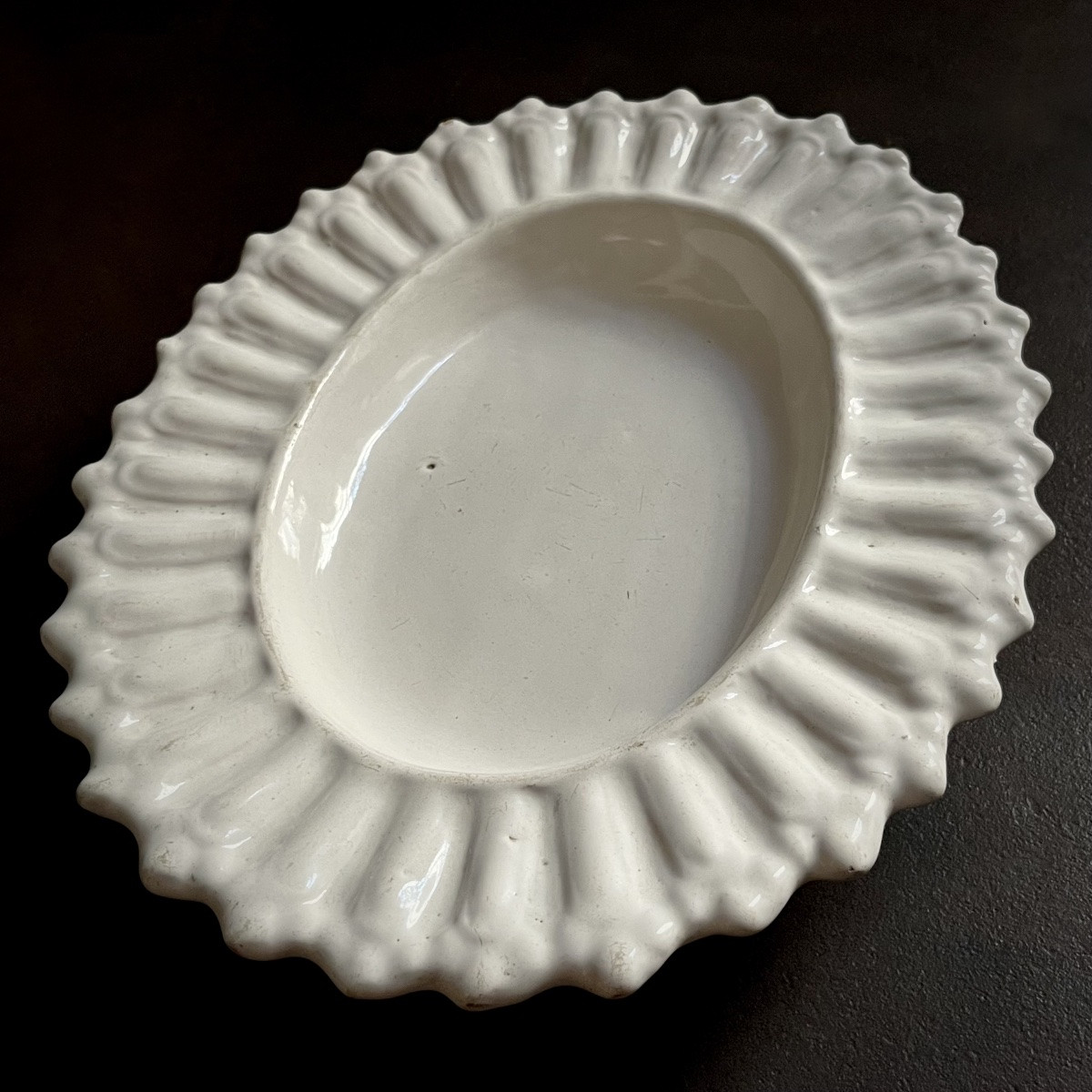 Hollow Dish On A Heel In Nevers Earthenware - 17th Century-photo-4