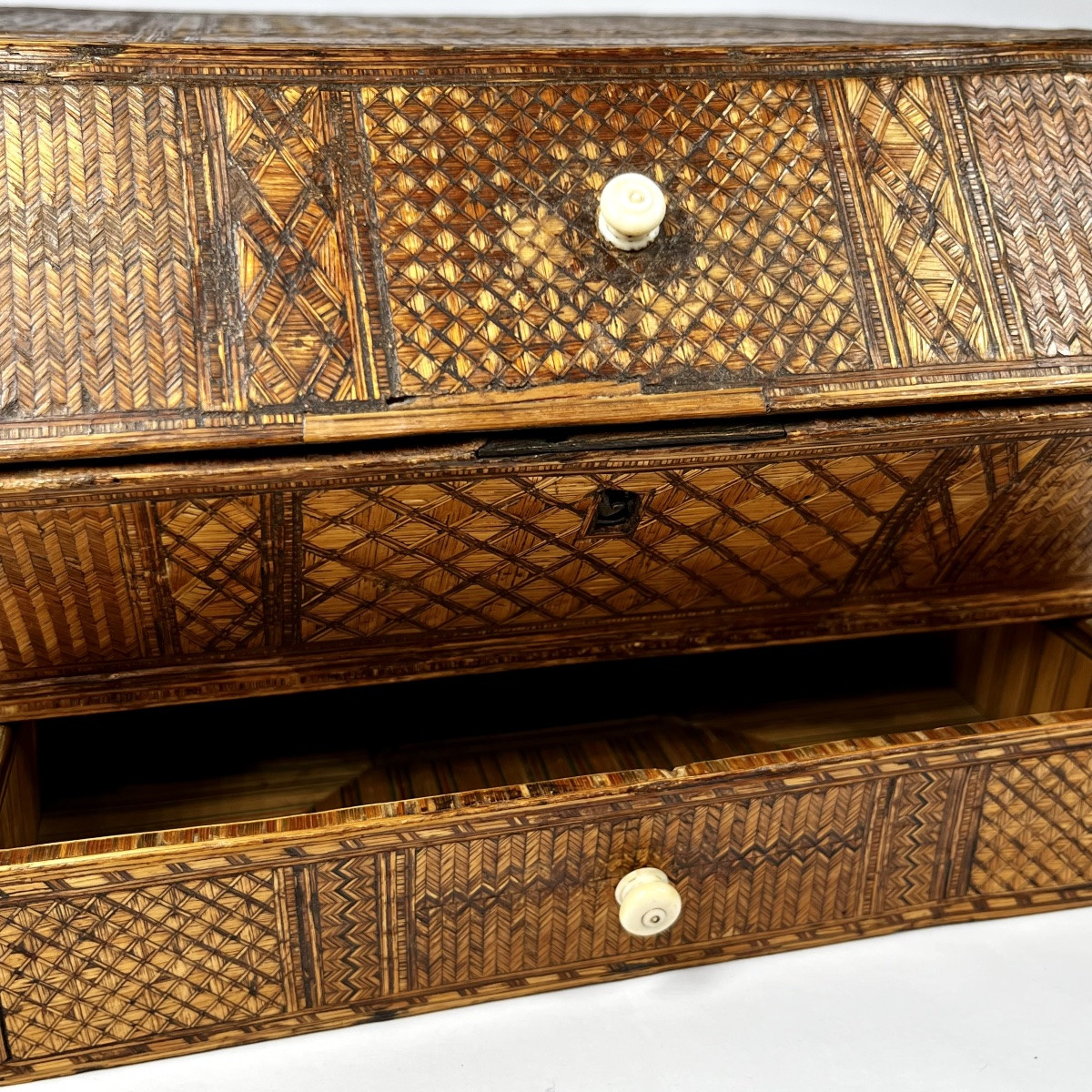 Important Straw Marquetry Sewing Box - 19th Century Folk Art Box-photo-4