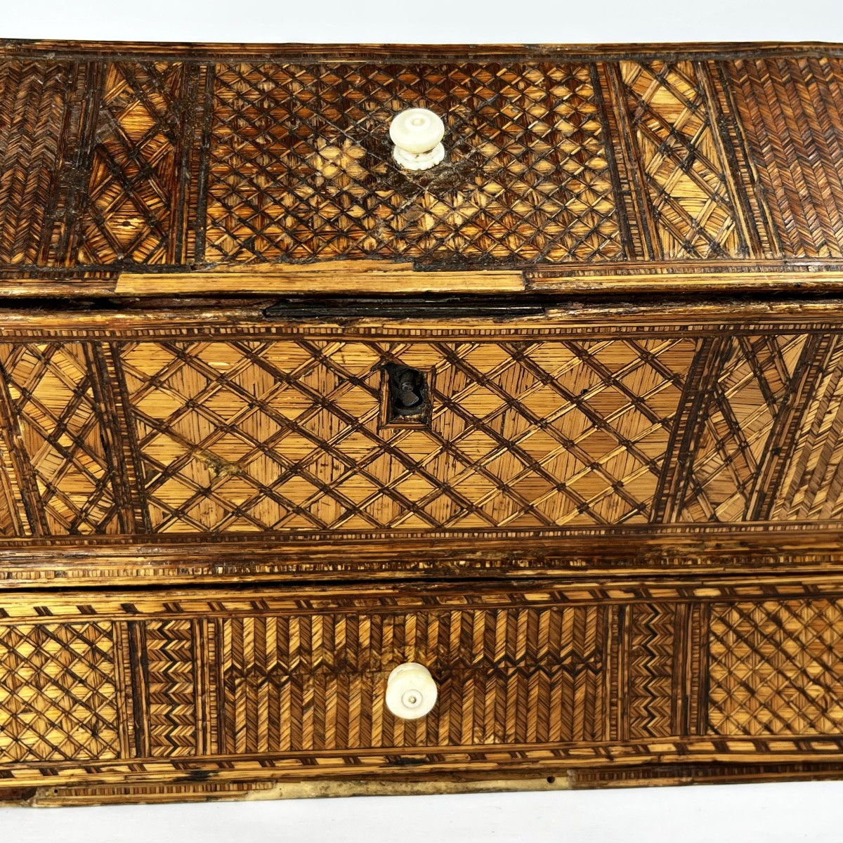 Important Straw Marquetry Sewing Box - 19th Century Folk Art Box-photo-5
