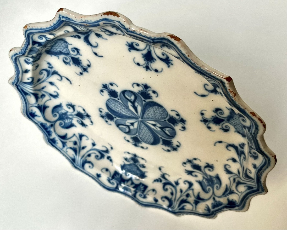 Dish Or Hollow Bowl In Marseille Or Turin Earthenware, 18th Century, White And Blue Decoration, 18th Century-photo-2