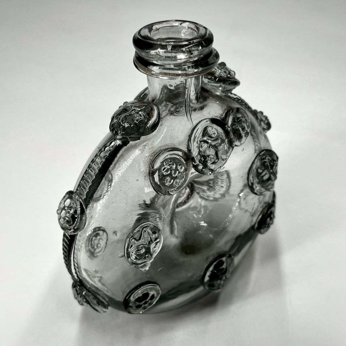 Gourde en verre du XVIIIe siècle à décor de mascarons, Normandie 18e siècle art populaire-photo-4