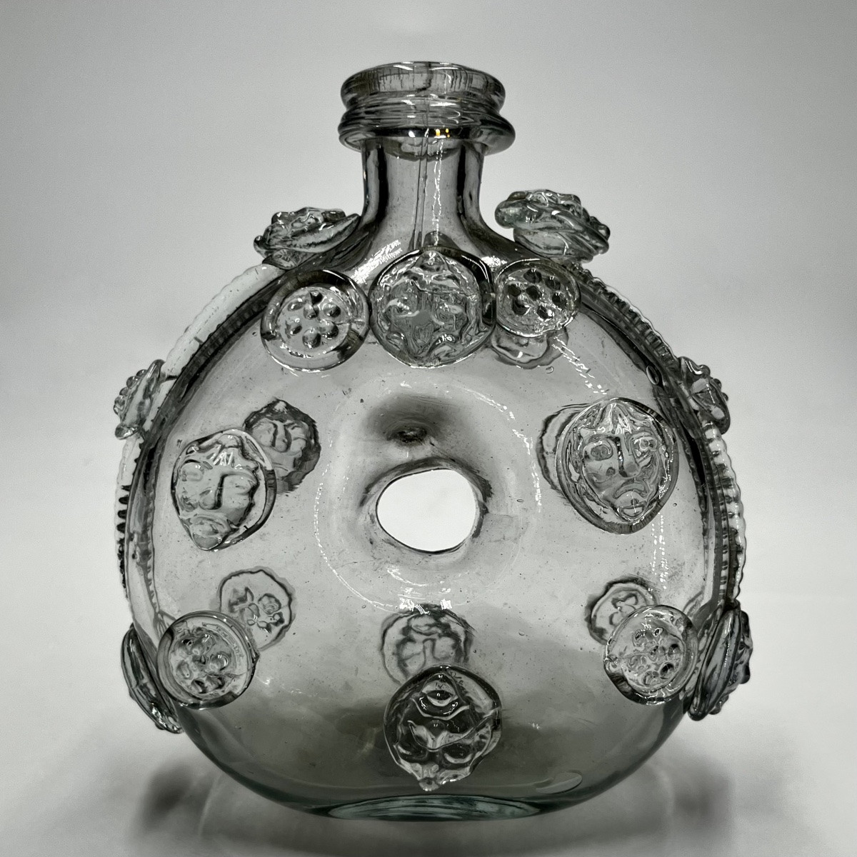 Gourde en verre du XVIIIe siècle à décor de mascarons, Normandie 18e siècle art populaire-photo-7