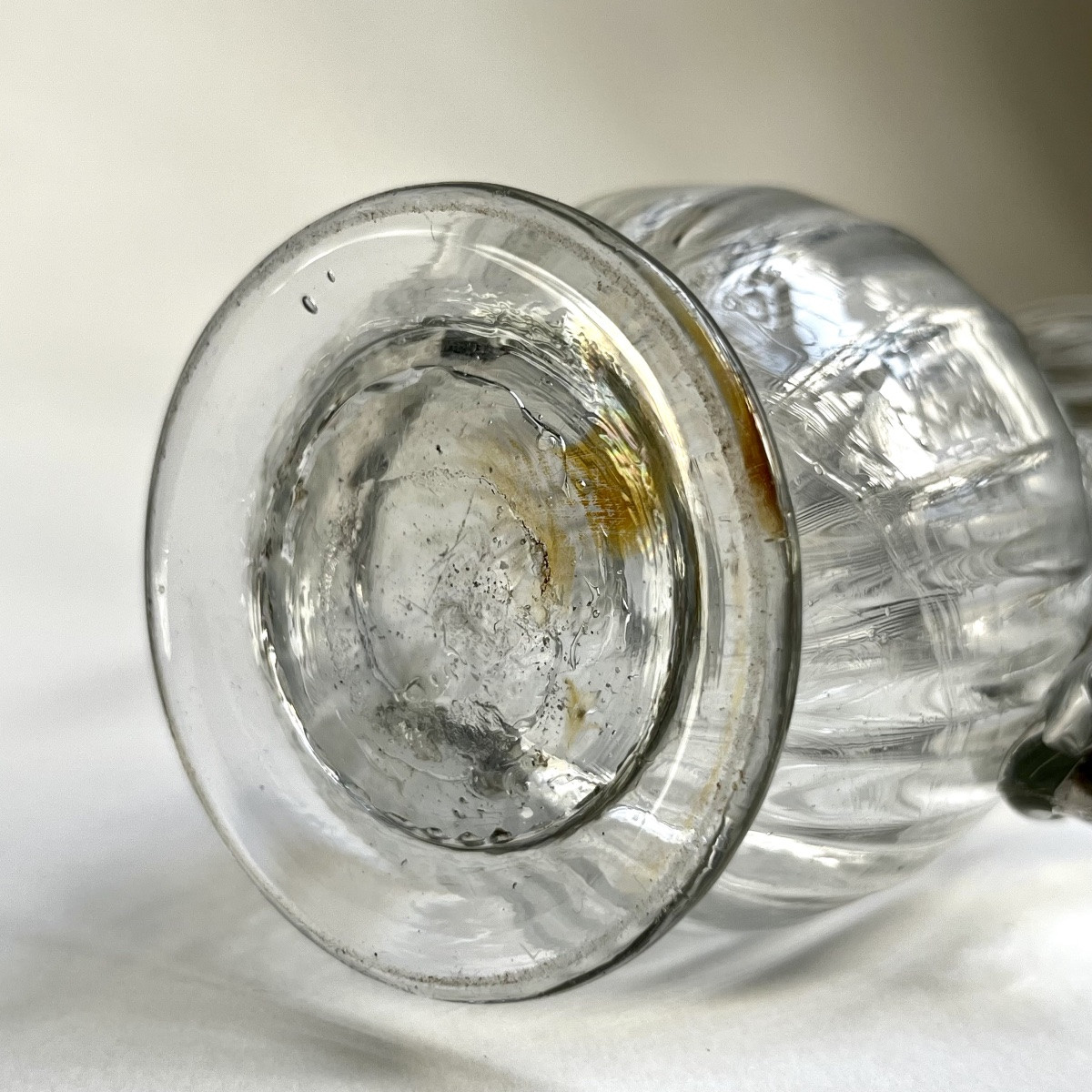 Pichet normand en verre soufflé à côtes XVIIIe siècle cruche Normandie, art populaire 18e-photo-1