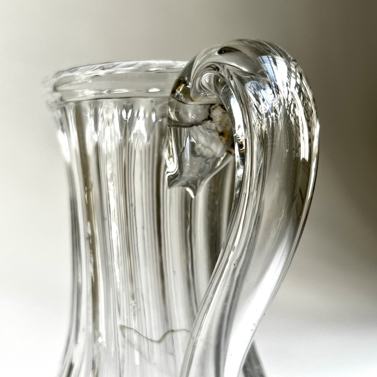 Pichet normand en verre soufflé à côtes XVIIIe siècle cruche Normandie, art populaire 18e-photo-4