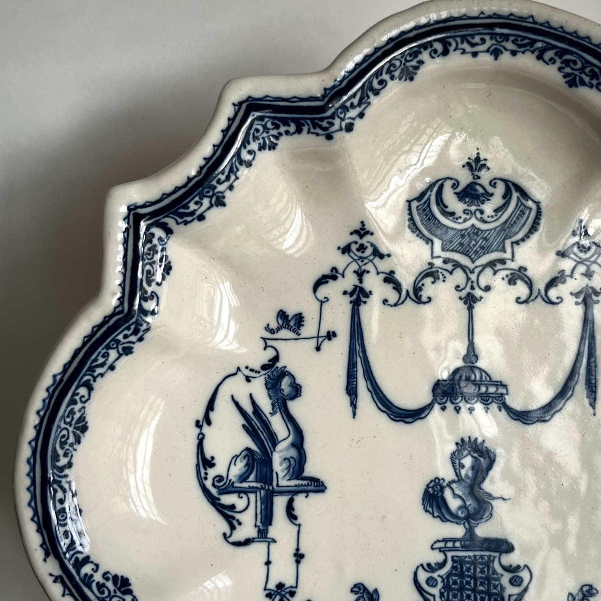 Earthenware Dish Or Sweetmeat Dish From Moustiers, 18th Century, Decorated In The Bérain Style.-photo-2