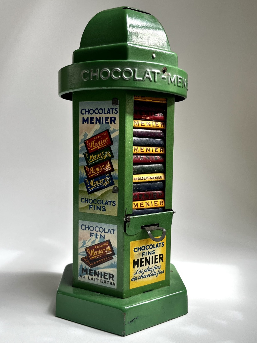 Menier Chocolate Kiosk In Lithographed Tin, Complete With Its Original Chocolate Bars-photo-4