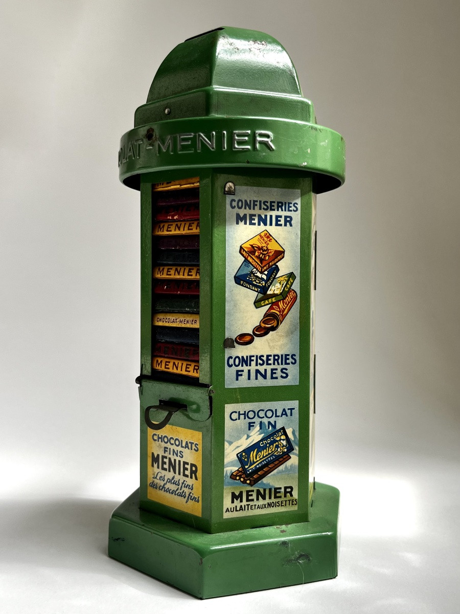 Menier Chocolate Kiosk In Lithographed Tin, Complete With Its Original Chocolate Bars-photo-8